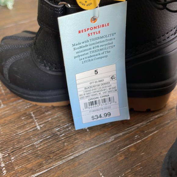 NWT Baby/Toddler Cat and Jack Snow Boots Size 5 - Picture 5 of 5